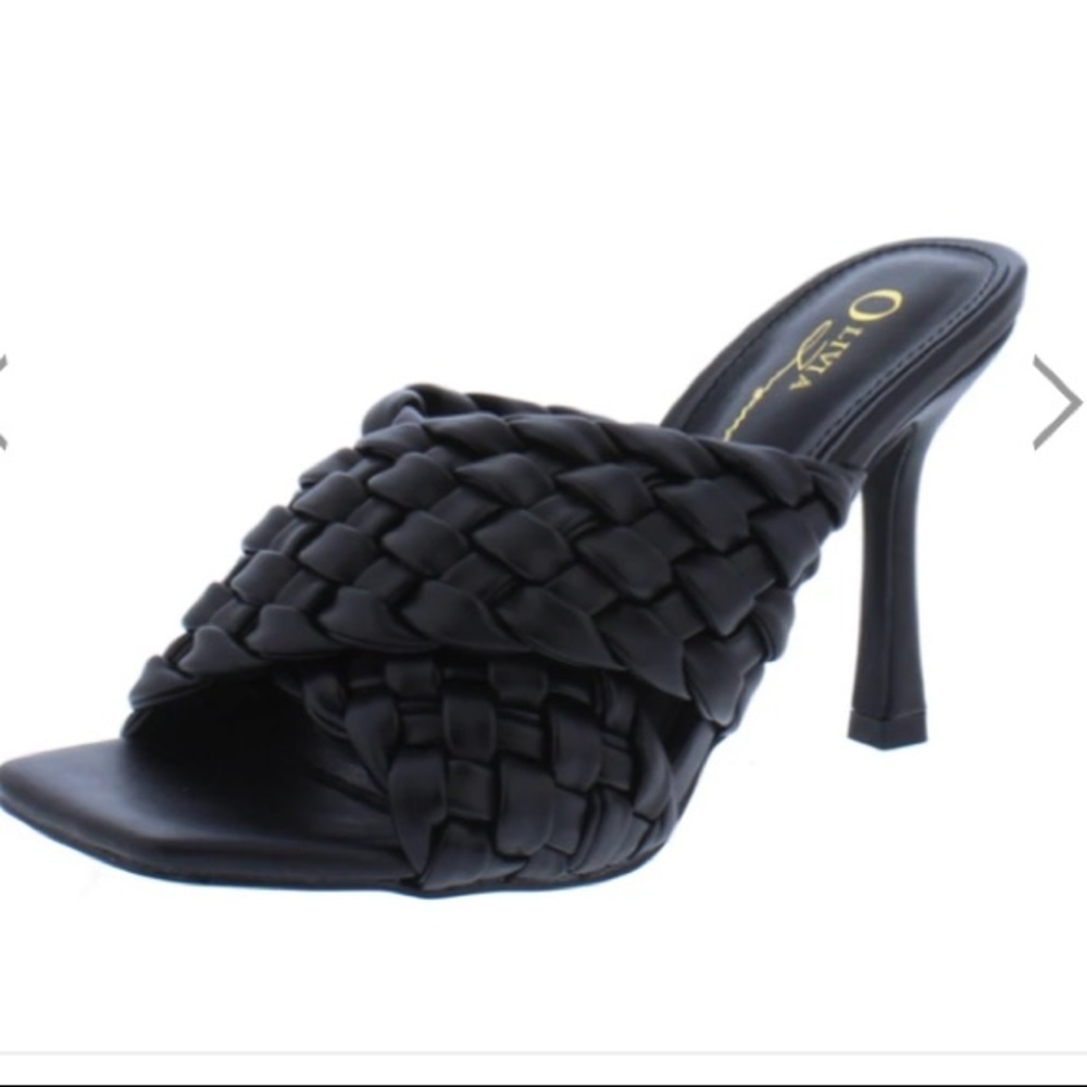 New black heels
